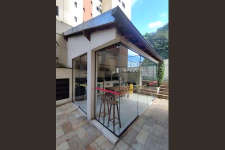 Apartamento à venda com 94m², 3 quartos e 2 vagas Apartamento à venda com 94m², 3 quartos e 2 vagasÁrea comum - Churrasqueira