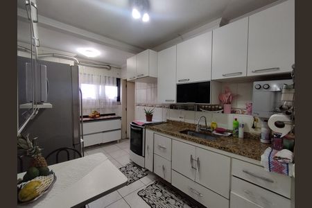 Apartamento à venda com 94m², 3 quartos e 2 vagas Apartamento à venda com 94m², 3 quartos e 2 vagasCozinha - Torneira