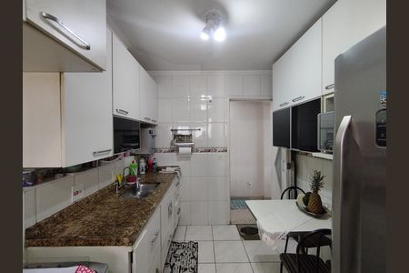 Apartamento à venda com 94m², 3 quartos e 2 vagas Apartamento à venda com 94m², 3 quartos e 2 vagasCozinha - Torneira