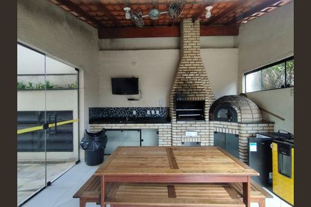 Apartamento à venda com 94m², 3 quartos e 2 vagas Apartamento à venda com 94m², 3 quartos e 2 vagasÁrea comum - Churrasqueira