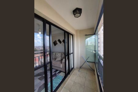 Apartamento à venda com 94m², 3 quartos e 2 vagas Apartamento à venda com 94m², 3 quartos e 2 vagasVaranda da Sala