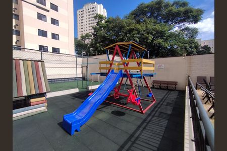 Apartamento à venda com 94m², 3 quartos e 2 vagas Apartamento à venda com 94m², 3 quartos e 2 vagasÁrea comum - Playground