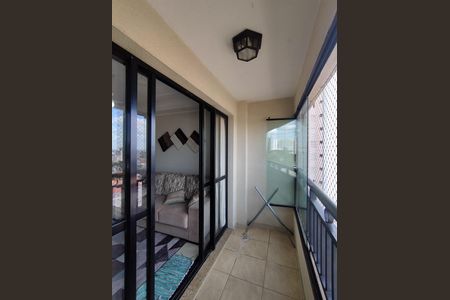 Apartamento à venda com 94m², 3 quartos e 2 vagas Apartamento à venda com 94m², 3 quartos e 2 vagasVaranda da Sala