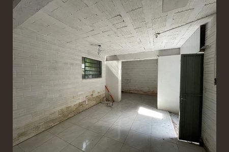 Casa para alugar com 149m², 2 quartos e 4 vagas Casa para alugar com 149m², 2 quartos e 4 vagasEdícula