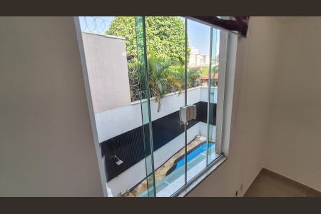 Casa para alugar com 305m², 3 quartos e 3 vagasQuarto 1 - 2° andar 