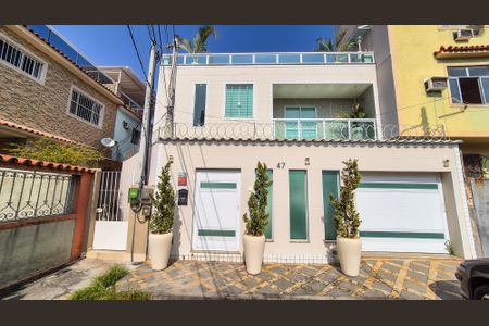Casa para alugar com 305m², 3 quartos e 3 vagasFrente da Casa 