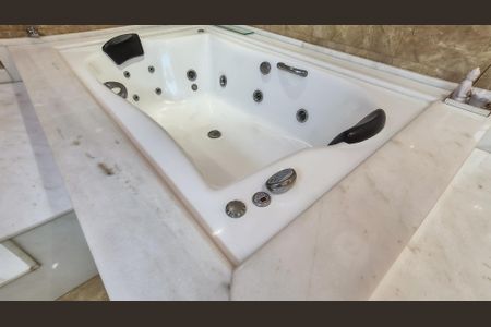 Casa para alugar com 305m², 3 quartos e 3 vagasBanheiro 2 - Quarto 3 - Suíte -  2° andar 