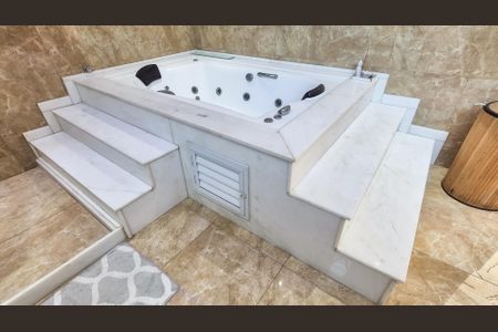 Casa para alugar com 305m², 3 quartos e 3 vagasBanheiro 2 - Quarto 3 - Suíte -  2° andar 