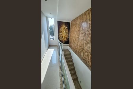 Casa para alugar com 305m², 3 quartos e 3 vagasAcesso ao 2° andar  - vista de cima 