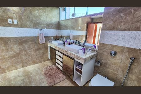 Casa para alugar com 305m², 3 quartos e 3 vagasBanheiro 2 - Quarto 3 - Suíte -  2° andar 