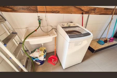 Casa para alugar com 305m², 3 quartos e 3 vagasÁrea de serviço 