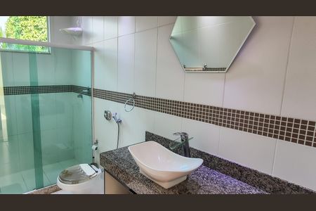 Casa para alugar com 305m², 3 quartos e 3 vagasBanheiro 3 -  2° andar 