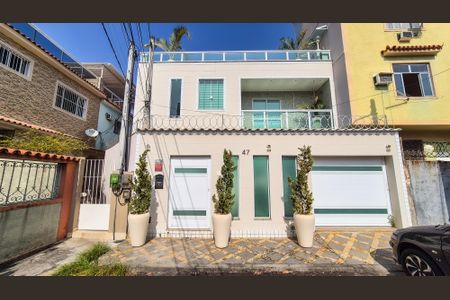 Casa para alugar com 305m², 3 quartos e 3 vagasFrente da Casa 