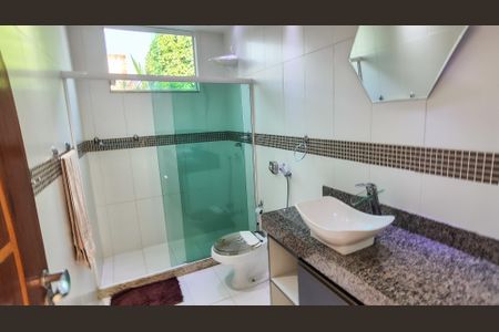 Casa para alugar com 305m², 3 quartos e 3 vagasBanheiro 3 -  2° andar 