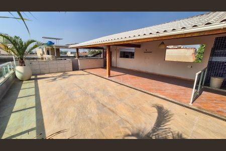 Casa para alugar com 305m², 3 quartos e 3 vagasTerraço