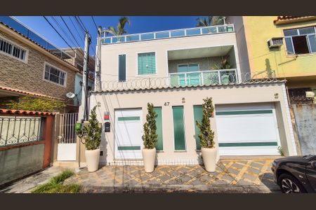 Casa para alugar com 305m², 3 quartos e 3 vagasFrente da Casa 