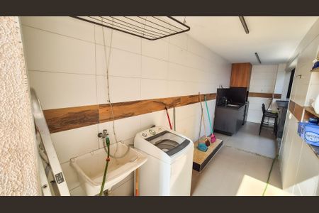 Casa para alugar com 305m², 3 quartos e 3 vagasÁrea de serviço 