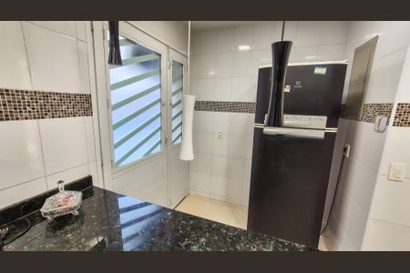 Casa para alugar com 305m², 3 quartos e 3 vagasCozinha 