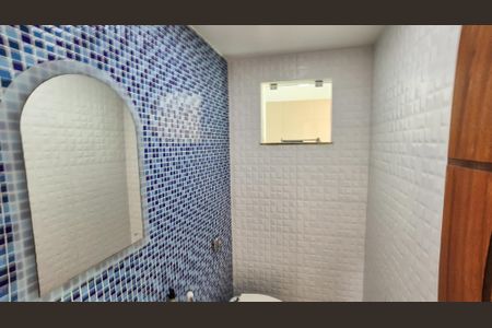 Casa para alugar com 305m², 3 quartos e 3 vagasBanheiro 1 - Social - 1° Andar 