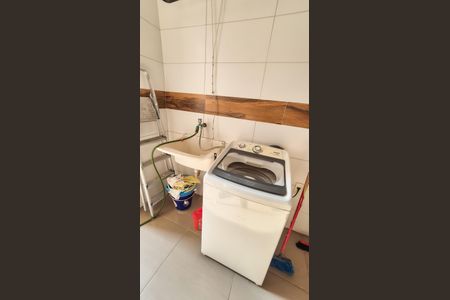 Casa para alugar com 305m², 3 quartos e 3 vagasÁrea de serviço 