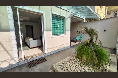 Casa para alugar com 305m², 3 quartos e 3 vagasEntrada