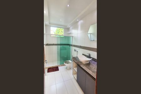 Casa para alugar com 305m², 3 quartos e 3 vagasBanheiro 3 -  2° andar 