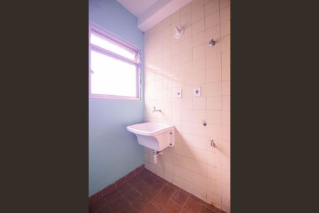 Apartamento para alugar com 45m², 2 quartos e 1 vaga Apartamento para alugar com 45m², 2 quartos e 1 vagaCozinha e Área de Serviço