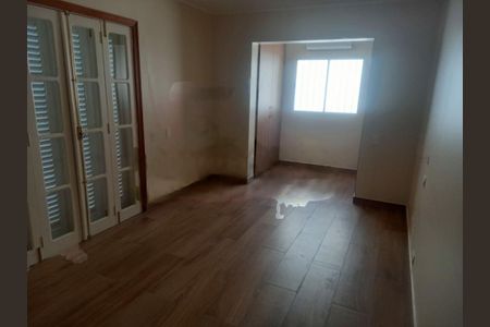 Casa à venda com 4 quartos, 350m² em Jardim Santa Helena, São Paulo