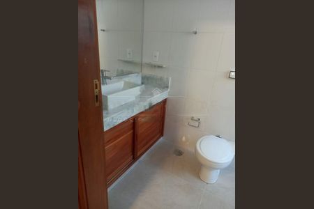 Casa à venda com 4 quartos, 350m² em Jardim Santa Helena, São Paulo