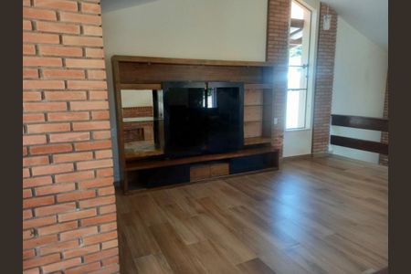 Casa à venda com 4 quartos, 350m² em Jardim Santa Helena, São Paulo