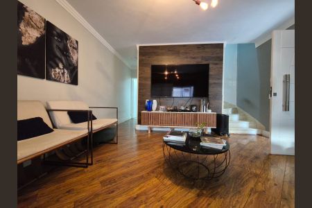 Casa para alugar com 160m², 3 quartos e 2 vagas