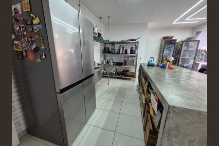 Casa para alugar com 160m², 3 quartos e 2 vagas