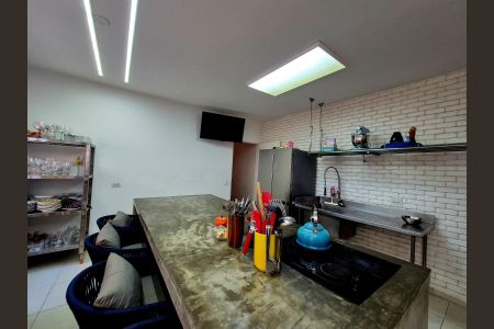 Casa para alugar com 160m², 3 quartos e 2 vagas