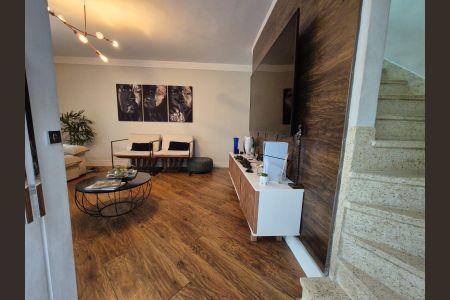 Casa para alugar com 160m², 3 quartos e 2 vagas