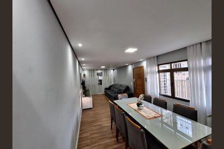 Casa à venda com 3 quartos, 280m² em Vila Moraes, São Paulo