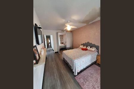Casa à venda com 3 quartos, 280m² em Vila Moraes, São Paulo