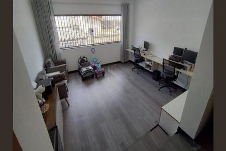 Casa à venda com 3 quartos, 280m² em Vila Moraes, São Paulo