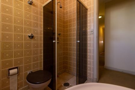 Apartamento à venda com 170m², 3 quartos e 2 vagas Apartamento à venda com 170m², 3 quartos e 2 vagasBanheiro 1