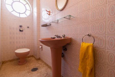 Apartamento à venda com 170m², 3 quartos e 2 vagas Apartamento à venda com 170m², 3 quartos e 2 vagasLavabo