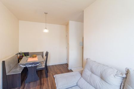 Apartamento à venda com 40m², 2 quartos e sem vaga Apartamento à venda com 40m², 2 quartos e sem vagaSala