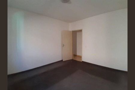 Casa à venda com 3 quartos, 192m² em Jardim Ester, São Paulo