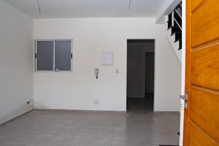 Sala de casa para alugar com 3 quartos, 74m² em Vila Uniao (zona Leste), São Paulo