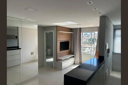Apartamento para alugar com 2 quartos, 60m² em Vila Satúrnia, Campinas