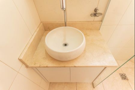 Apartamento para alugar com 75m², 3 quartos e 1 vagaBanheiro