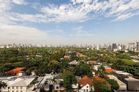 Apartamento para alugar com 240m², 4 quartos e 2 vagas