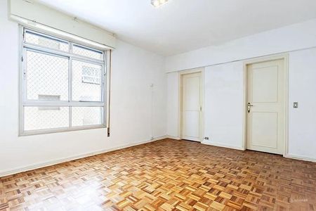 Apartamento para alugar com 4 quartos, 240m² em Cerqueira César, São Paulo