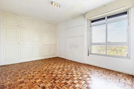 Apartamento para alugar com 4 quartos, 240m² em Cerqueira César, São Paulo