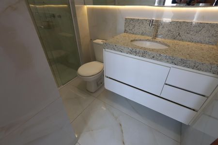 Apartamento para alugar com 69m², 2 quartos e 1 vagaBanheiro do Quarto 2