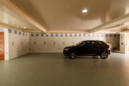 Casa para alugar com 492m², 5 quartos e 7 vagas Casa para alugar com 492m², 5 quartos e 7 vagasGaragem