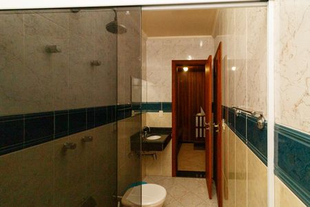 Casa para alugar com 492m², 5 quartos e 7 vagas Casa para alugar com 492m², 5 quartos e 7 vagasBanheiro e Sauna